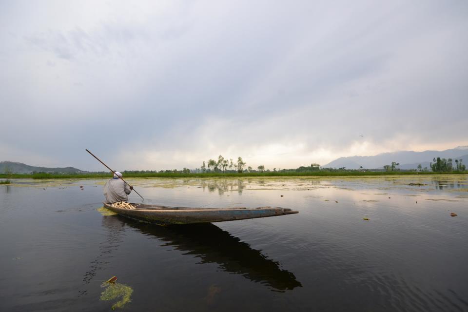 Houseboat Lily Of Nageen Srinagar  Exterior photo